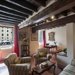 bb-arena-di-lucca.it-tuscanyhotel.com/